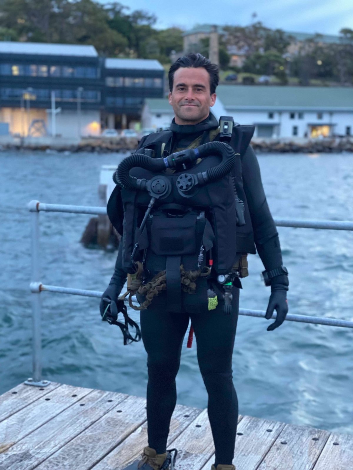 Royal Australian Navy Clearance Divers underwater